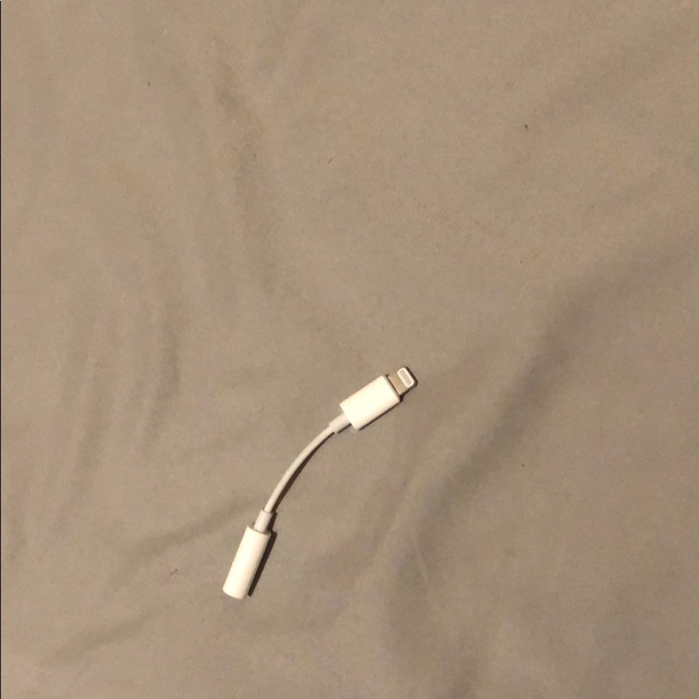 Headphone jack